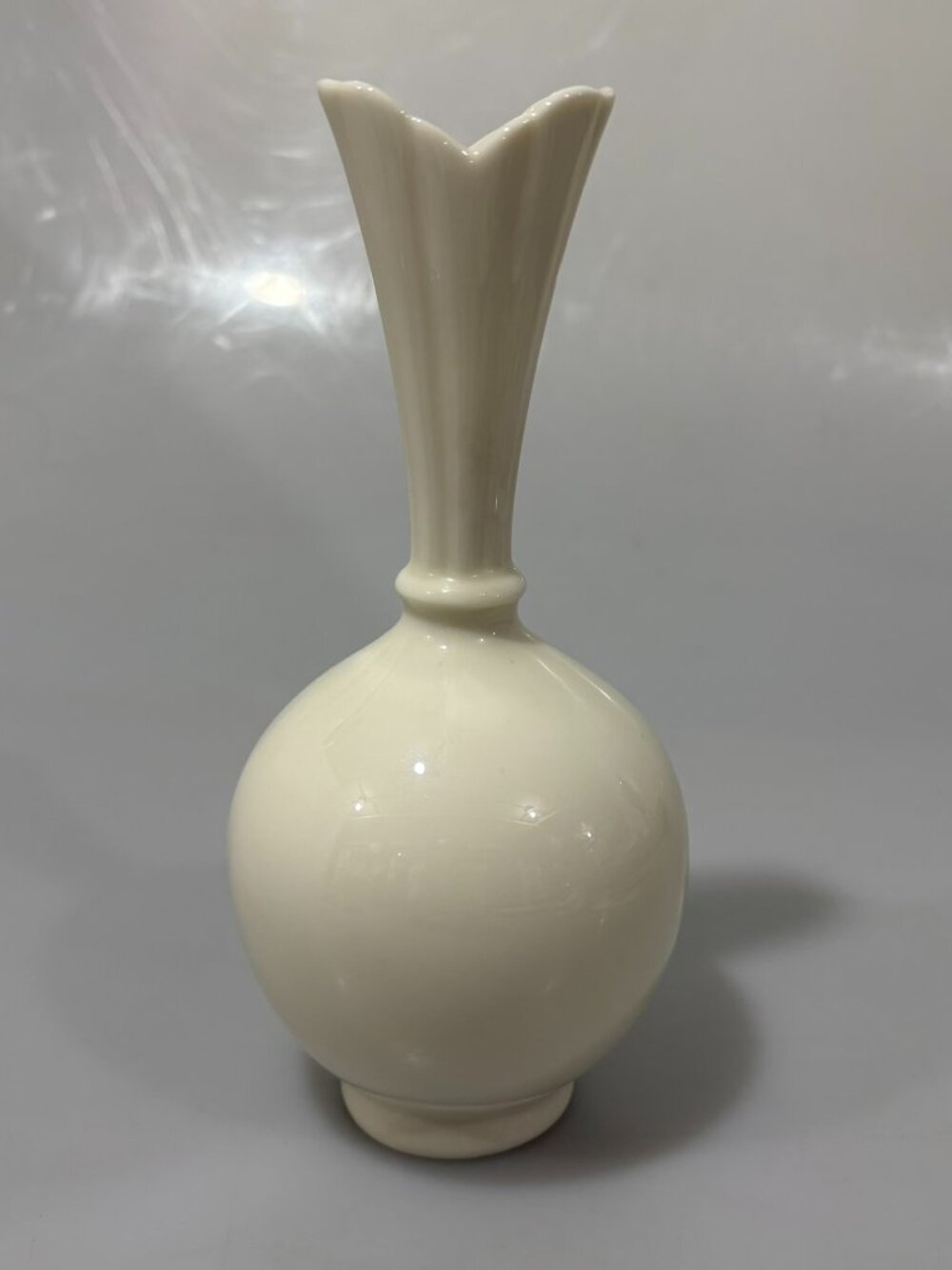 Lenox Coupe Ivory Porcelain Bud Vase w Bulbous Body and Scalloped Neck 8"